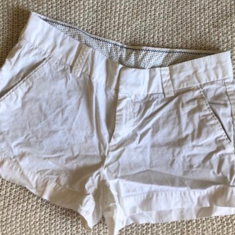 Uniqlo white shorts
